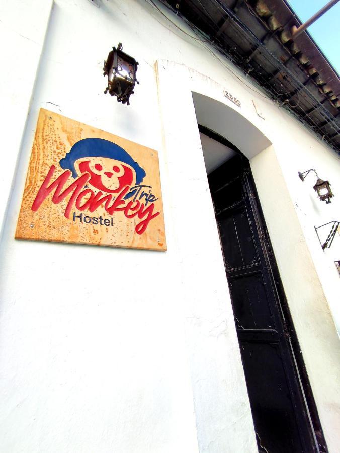 Trip Monkey Giron酒店 外观 照片