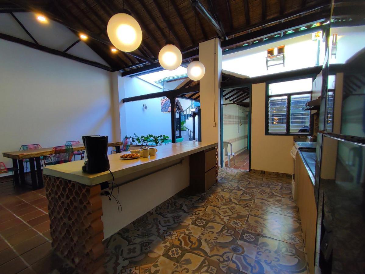 Trip Monkey Giron酒店 外观 照片